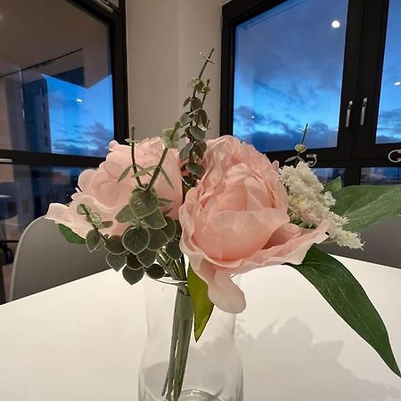 2 Bed Penthouse Style Apartment London Kültér fotó